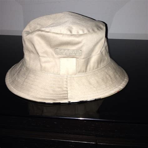 burberry bucket hat poshmark|Best 25+ Deals for Burberry Bucket Hat .